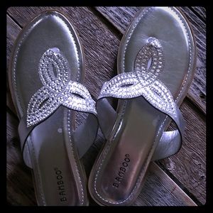 ✨Rhinestone silver sandals ✨